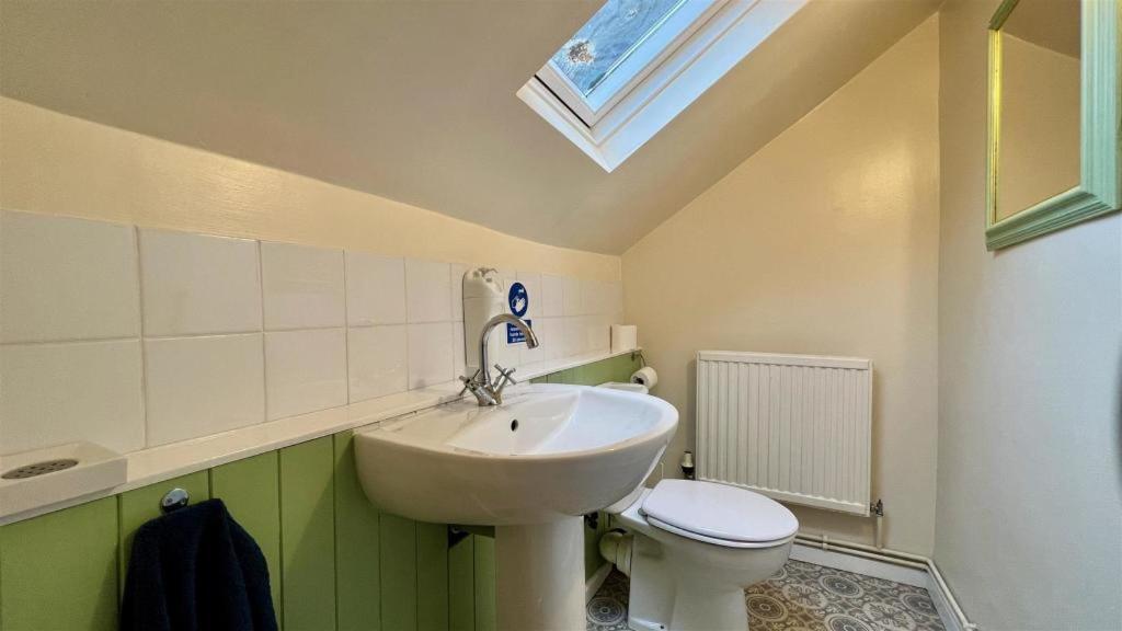 Luxury 4 Bedroom Seaside Apartment - Glan Y Werydd House Barmouth Kültér fotó