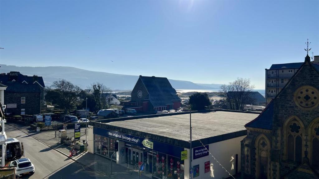 Luxury 4 Bedroom Seaside Apartment - Glan Y Werydd House Barmouth Kültér fotó