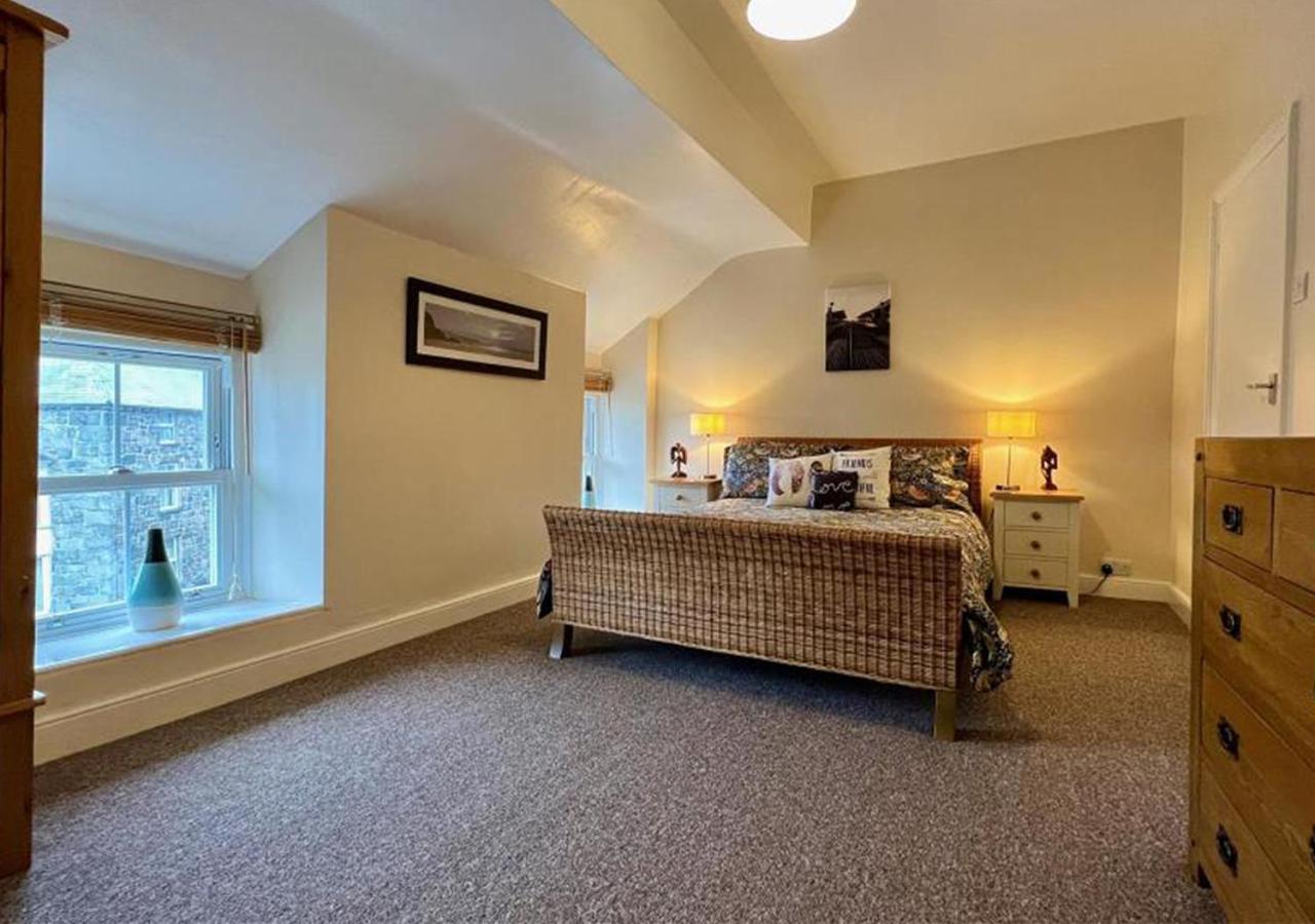 Luxury 4 Bedroom Seaside Apartment - Glan Y Werydd House Barmouth Kültér fotó