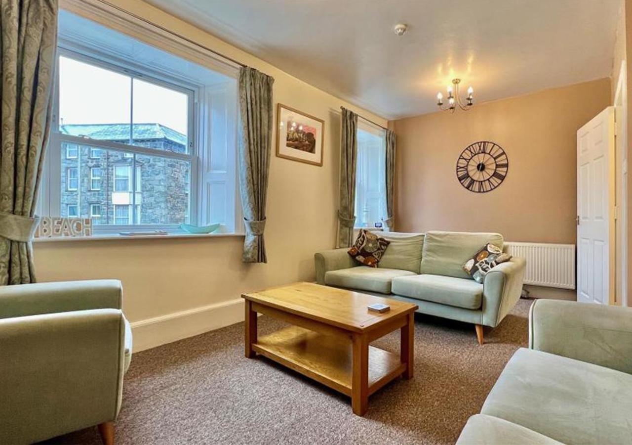 Luxury 4 Bedroom Seaside Apartment - Glan Y Werydd House Barmouth Kültér fotó