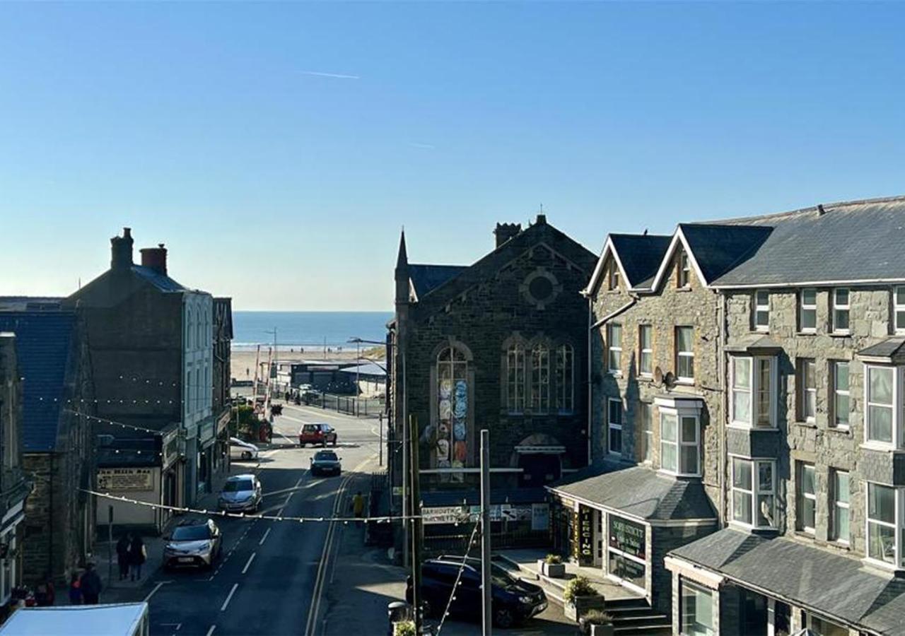 Luxury 4 Bedroom Seaside Apartment - Glan Y Werydd House Barmouth Kültér fotó